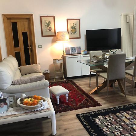 B & B Da Giusy Корте Франка Экстерьер фото