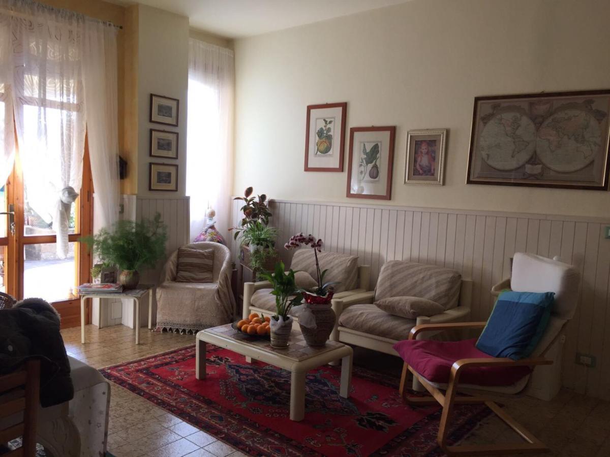 B & B Da Giusy Корте Франка Экстерьер фото